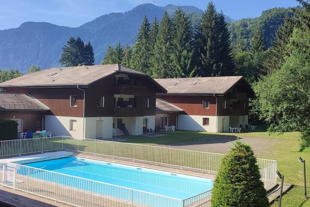 Samoens Residence Grand Tetras 4 Personnes Piscine ภายนอก รูปภาพ